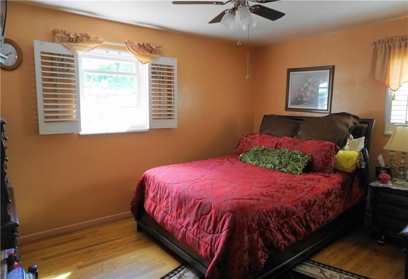 51 Moore Road Clinton, PA 15026 - Photo 12 of 20 Gallery Image 12