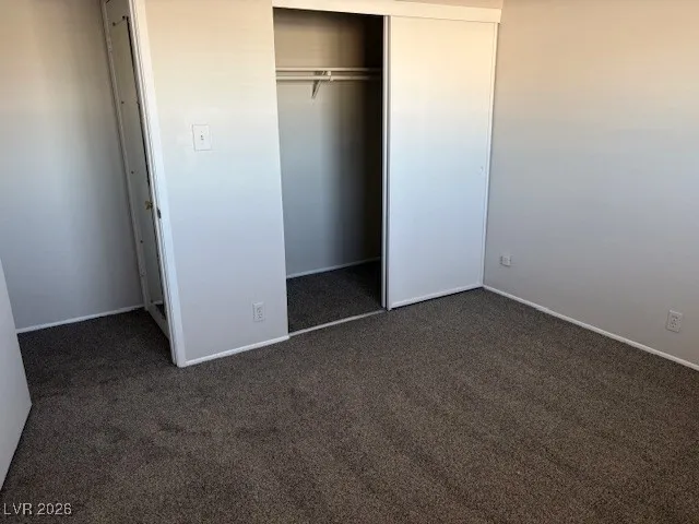 $1,995 | 4655 Meredith Avenue, Las Vegas, NV 89121