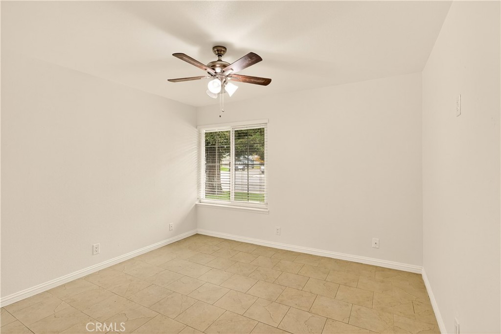 3303 Sutter Court Merced, CA 95340 - Photo 13 of 32