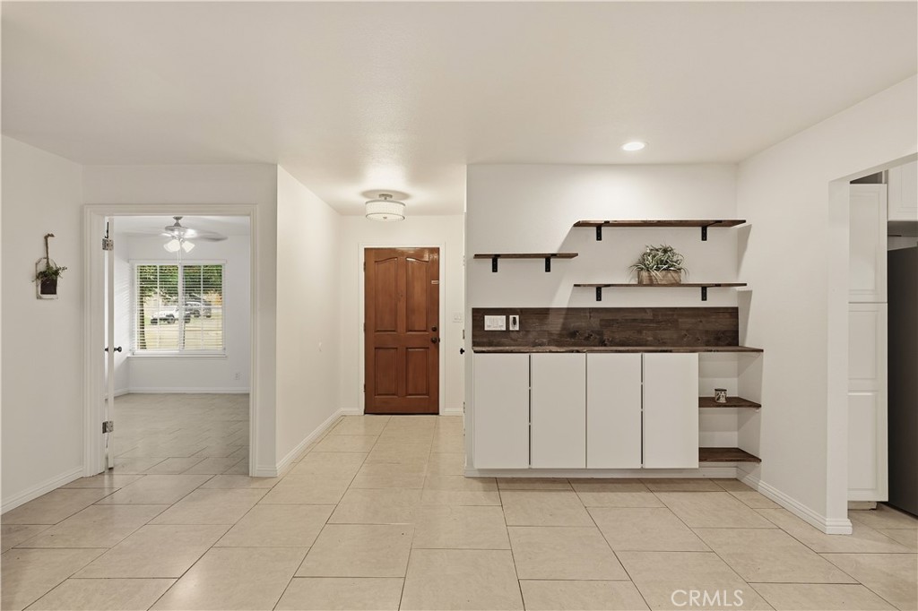 3303 Sutter Court Merced, CA 95340 - Photo 4 of 32