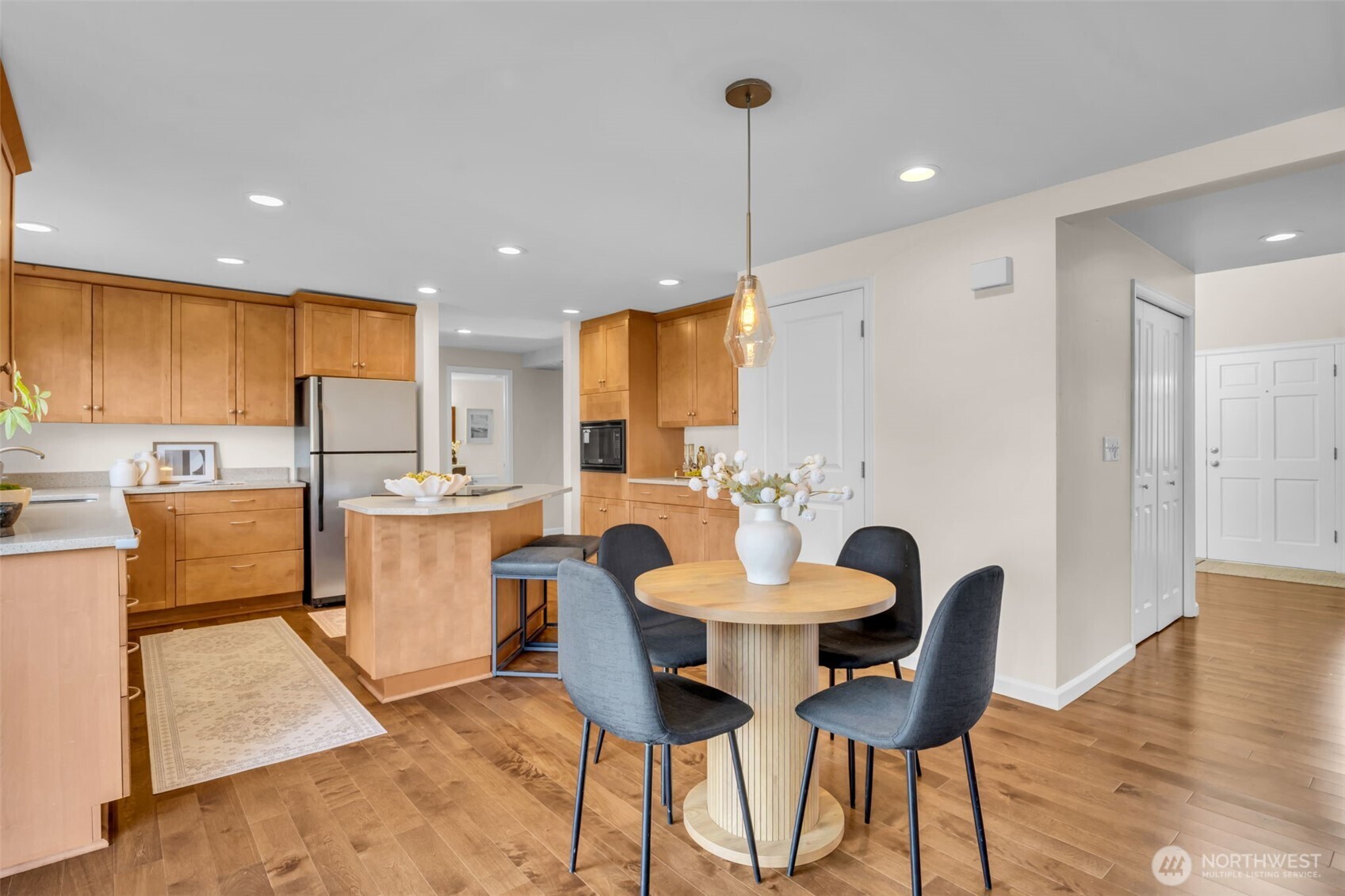 2411 240th Street Southeast Bothell, WA 98021 - Photo 13 of 34