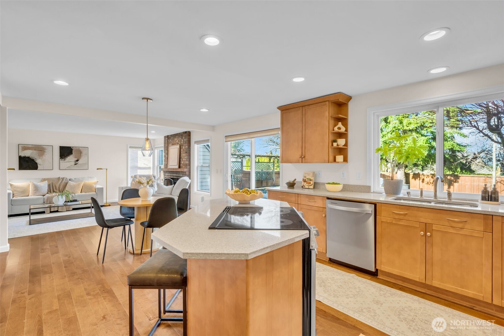 2411 240th Street Southeast Bothell, WA 98021 - Photo 15 of 34