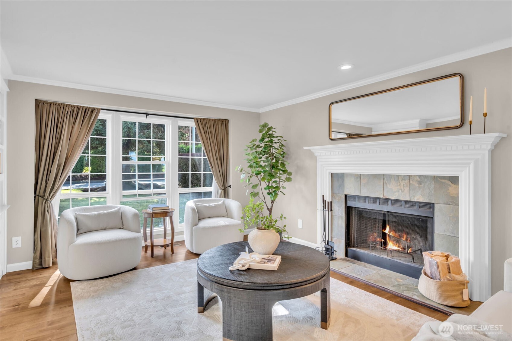 2411 240th Street Southeast Bothell, WA 98021 - Photo 4 of 34