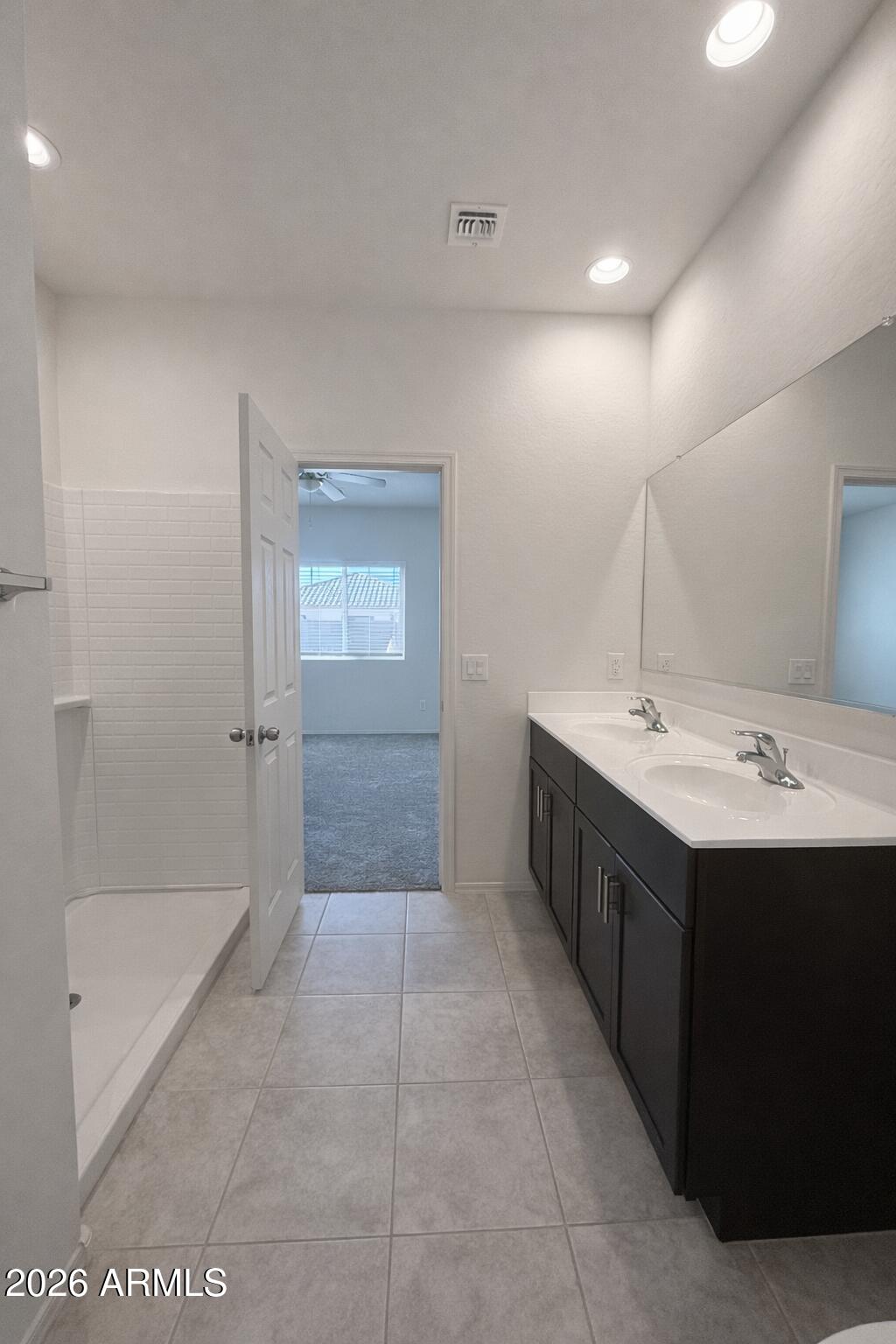 5032 South 251st Drive Buckeye, AZ 85326 - Photo 11 of 17 B637AF40-C4B6-48D2-AE70-0098B7CA1D2F