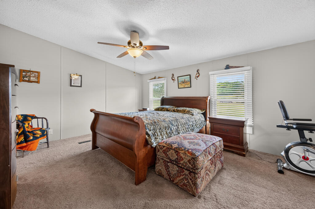 3687 Ivanhoe Road Ivanhoe, VA 24350 - Photo 17 of 81 Gallery Image 17