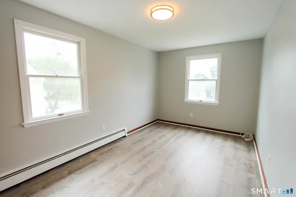 $1,950 | 17 Pinehurst Avenue, New Britain, CT 06053