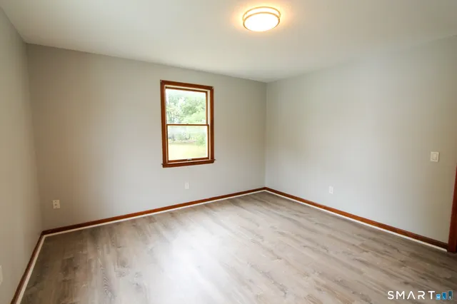 $2,050 | 17 Pinehurst Avenue, New Britain, CT 06053