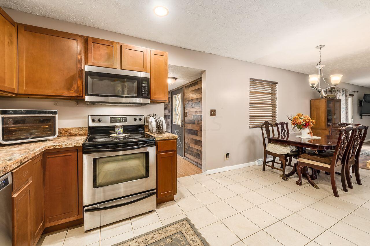 9615 Welch Road Orient, OH 43146 - Photo 8 of 30 W_9615_Welch_Rd-014