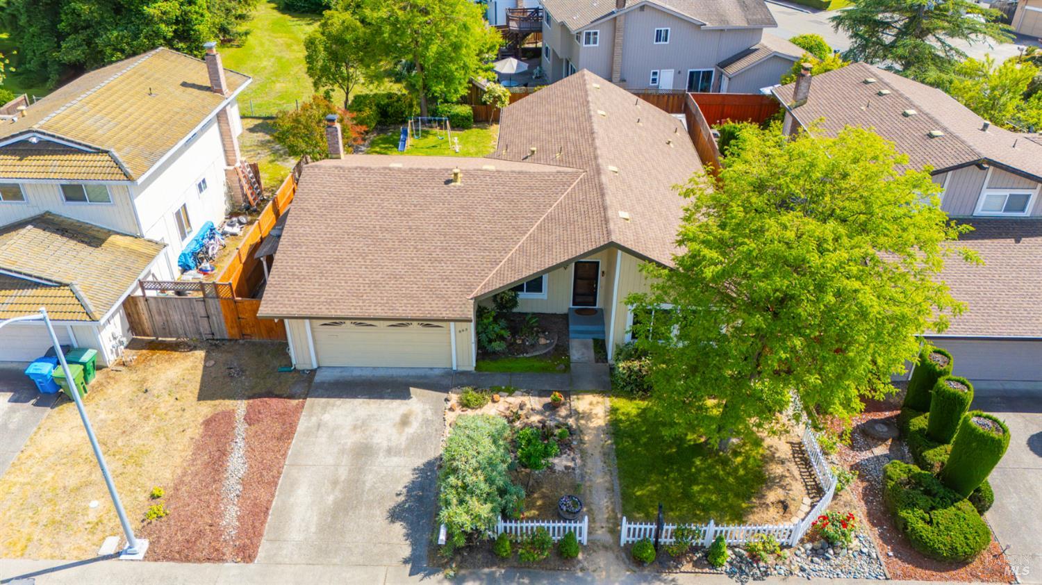 863 Holly Avenue Rohnert Park, CA 94928 - Photo 13 of 62