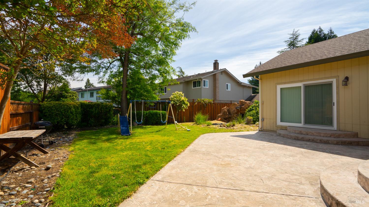 863 Holly Avenue Rohnert Park, CA 94928 - Photo 25 of 62