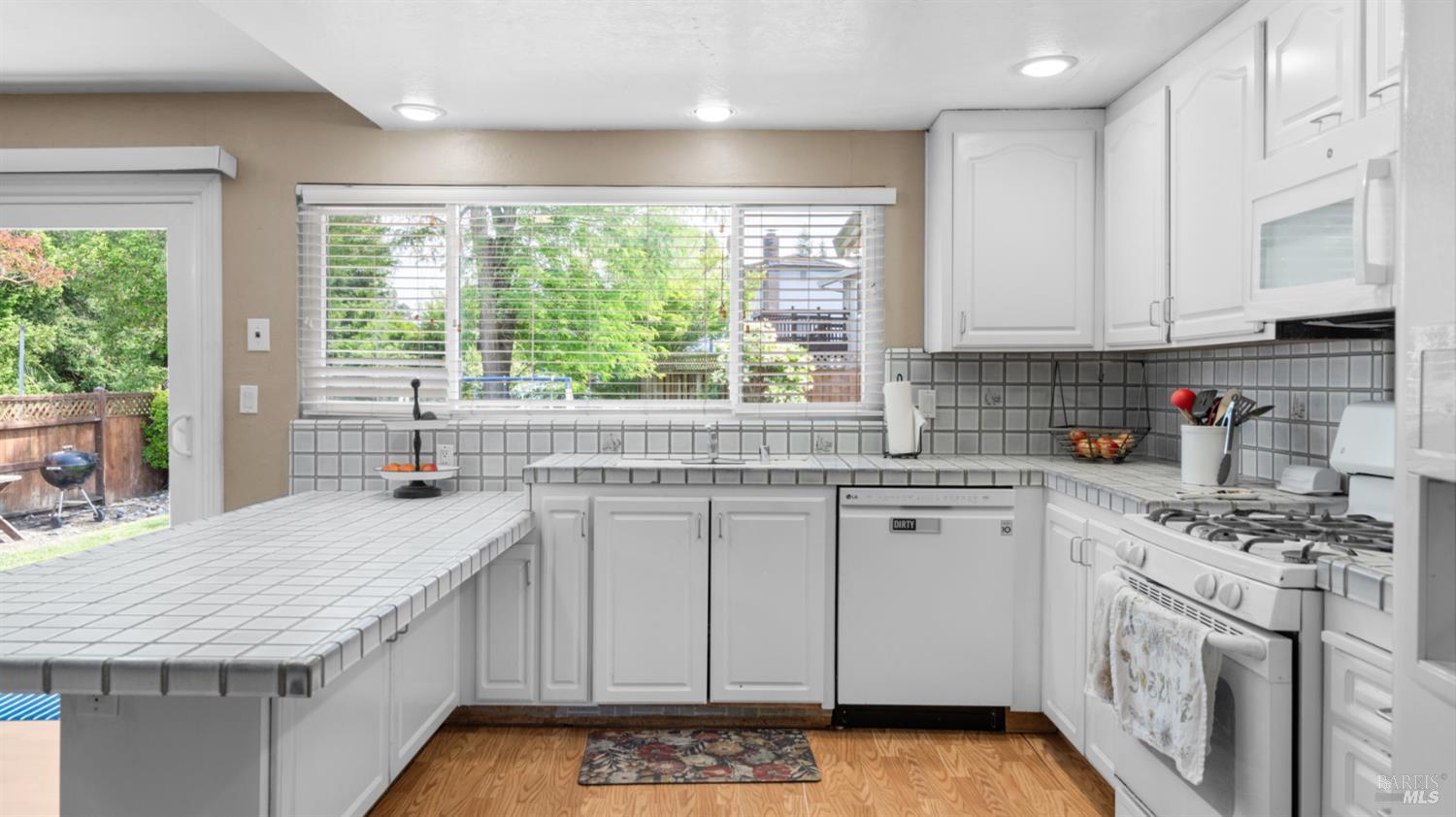 863 Holly Avenue Rohnert Park, CA 94928 - Photo 50 of 62