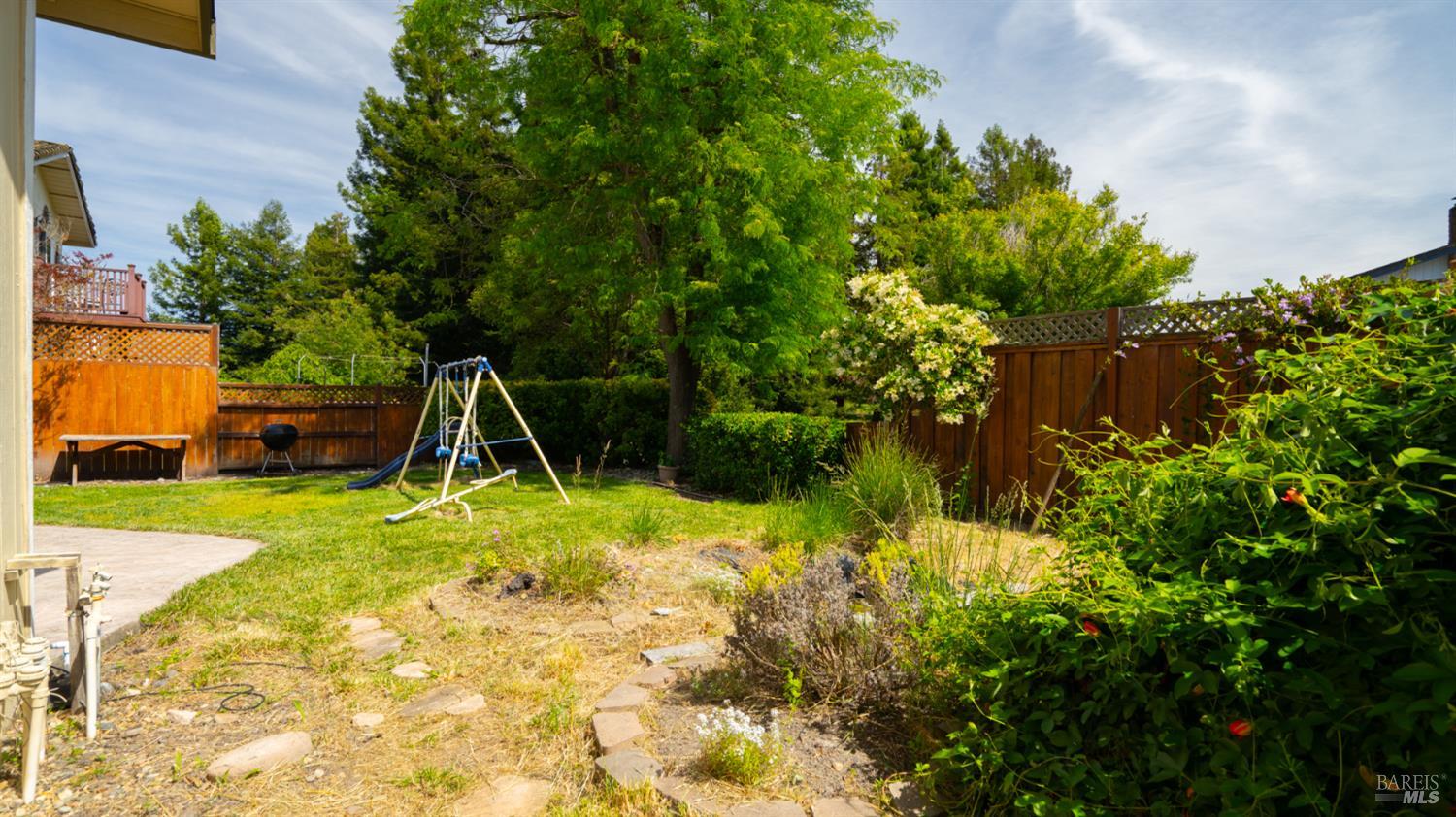 863 Holly Avenue Rohnert Park, CA 94928 - Photo 53 of 62