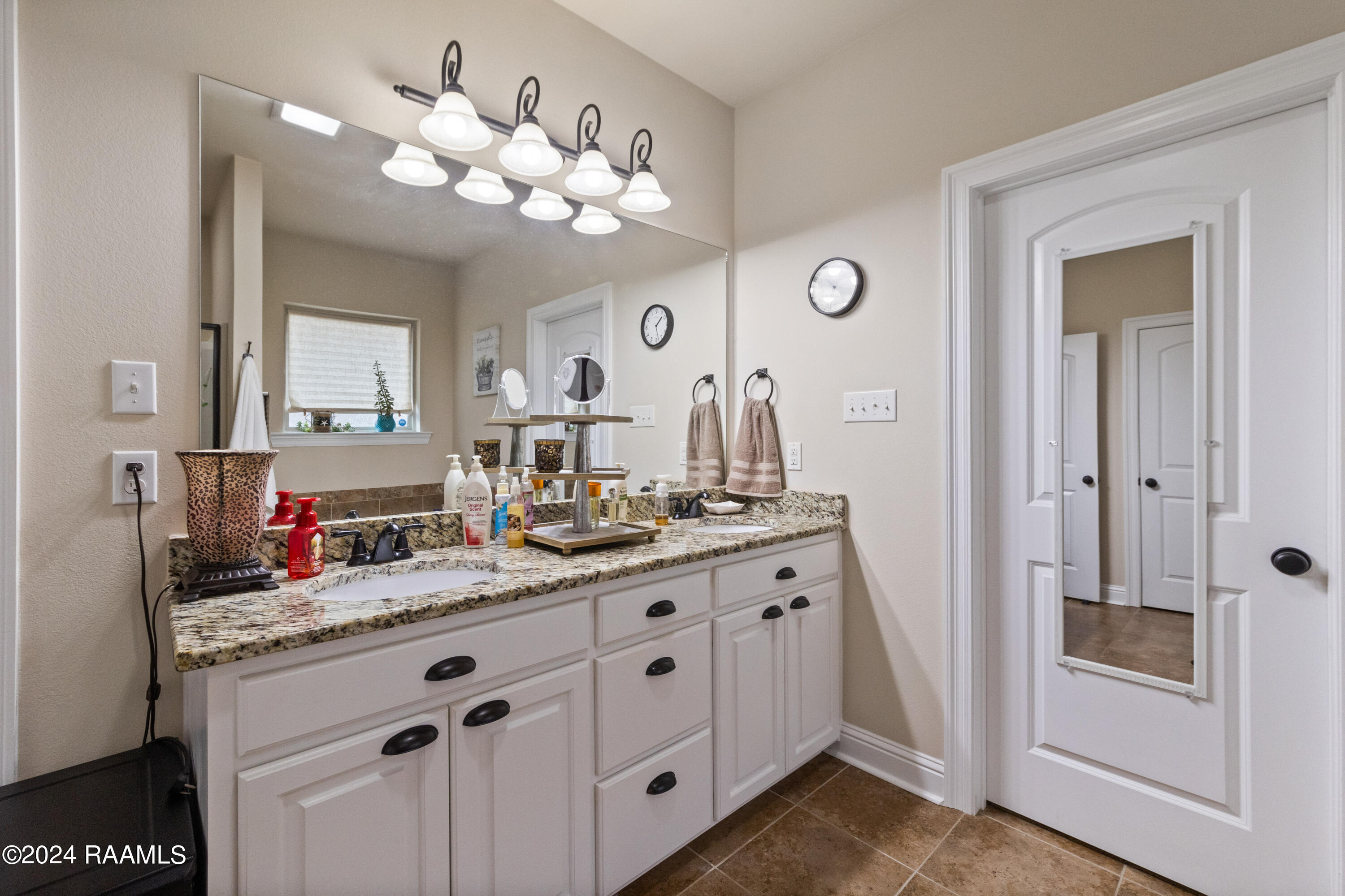 202 Shady Ridge Lane Lafayette, LA 70508 - Photo 17 of 25 202ShadyRidge-63
