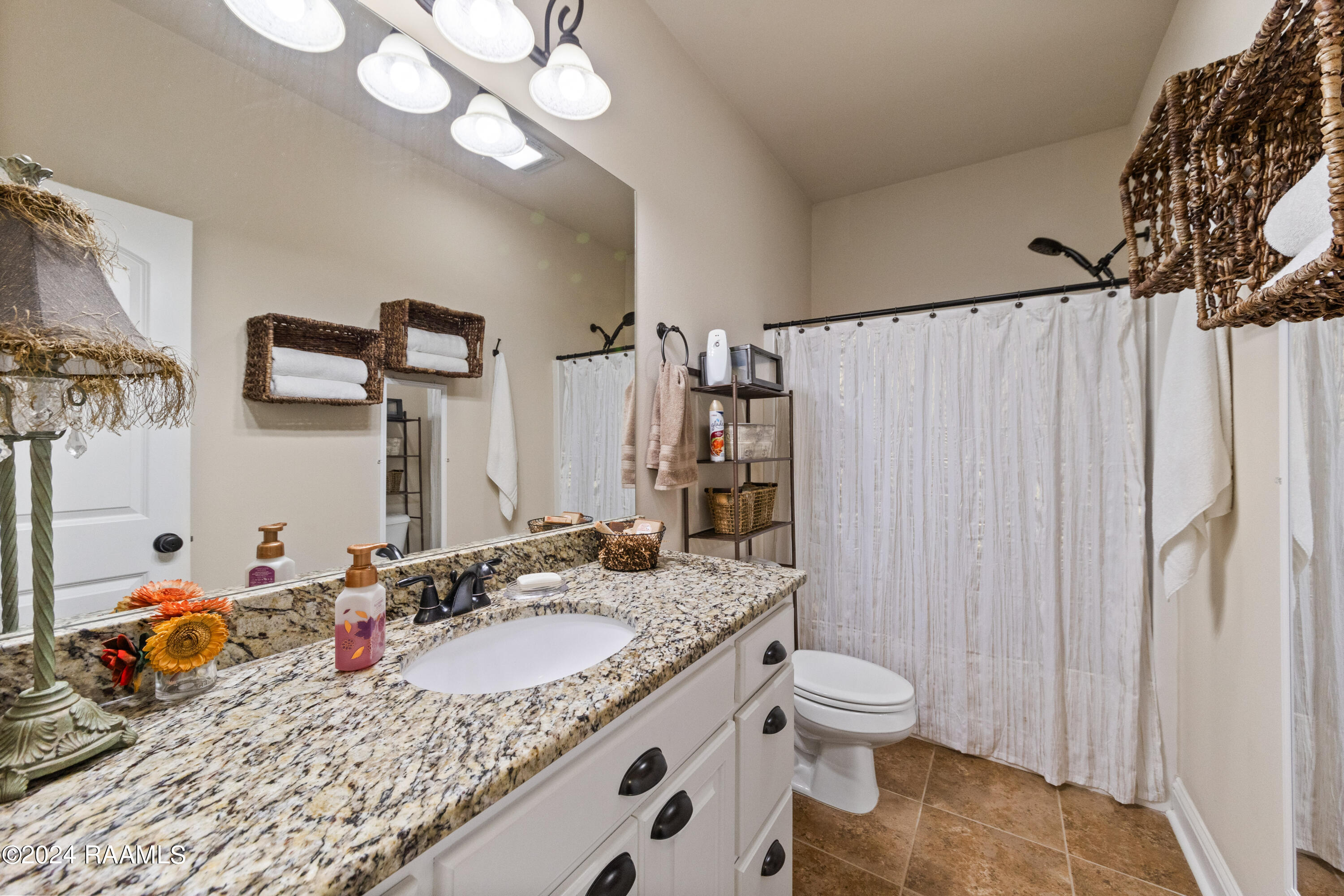 202 Shady Ridge Lane Lafayette, LA 70508 - Photo 22 of 25 202ShadyRidge-51