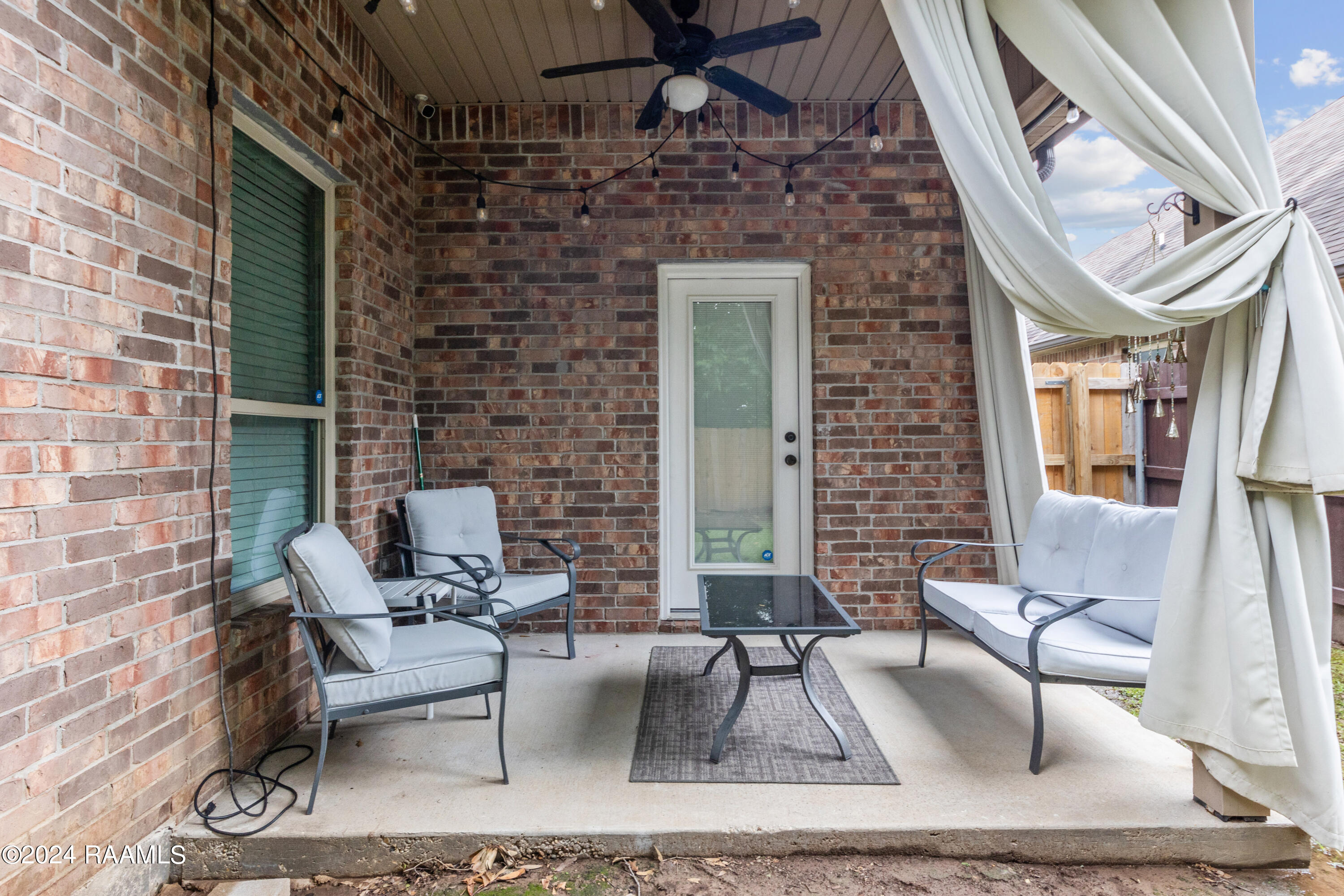 202 Shady Ridge Lane Lafayette, LA 70508 - Photo 23 of 25 202ShadyRidge-75