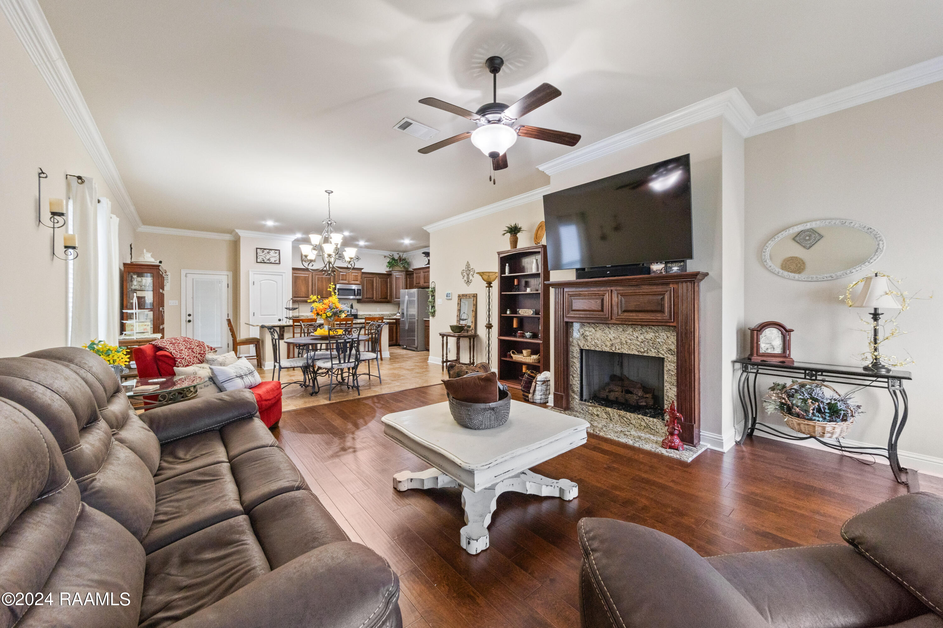 202 Shady Ridge Lane Lafayette, LA 70508 - Photo 5 of 25 202ShadyRidge-12