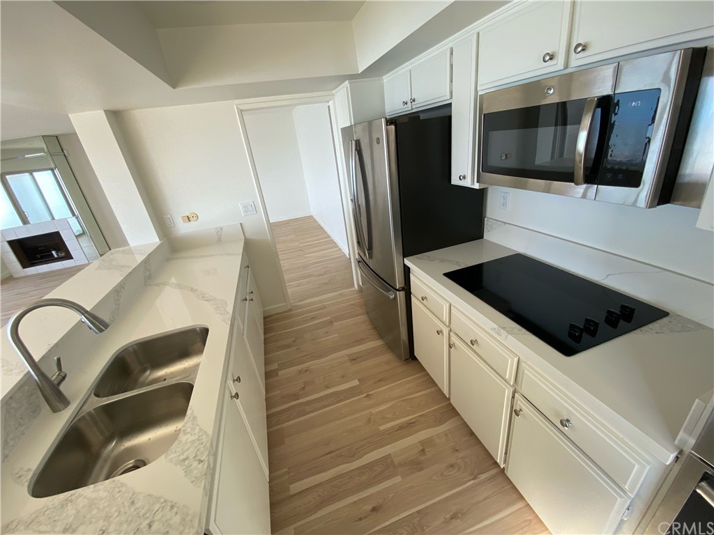 259 Avenida Lobeiro, Unit E San Clemente, CA 92672 - Photo 4 of 9