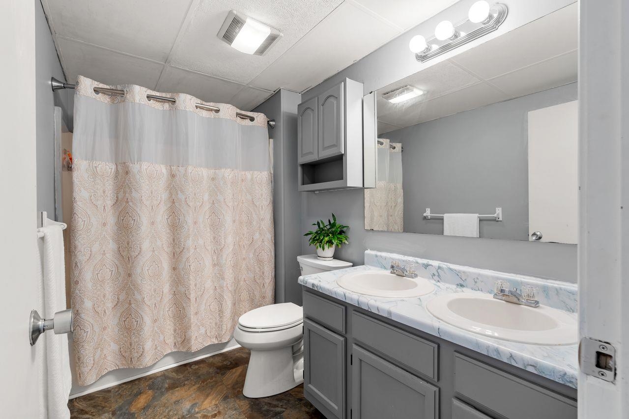 879 Mammoth Road, Unit 6 Manchester, NH 03104 - Photo 20 of 31