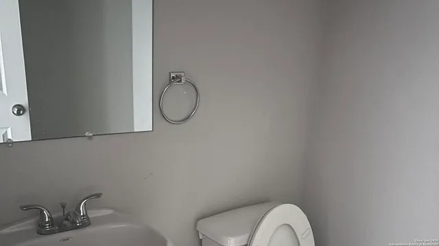 $279,900 | 7267 Dark Moon, Converse, TX 78109