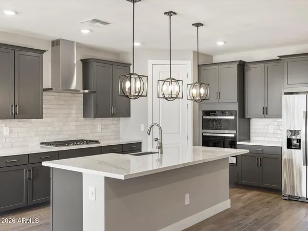 $541,765 | 442 West Flatiron Trail, Apache Junction, AZ 85120