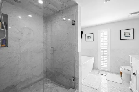 $2,590,000 | 713 Riviera Isle Drive, Fort Lauderdale, FL 33301