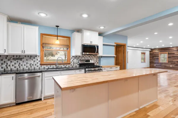 $515,000 | 102 High School Avenue, Battle Ground, IN 47920