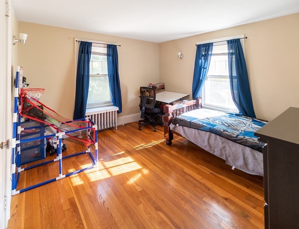 327 Commonwealth Avenue Springfield, MA 01108 - Photo 17 of 23 Gallery Image 17