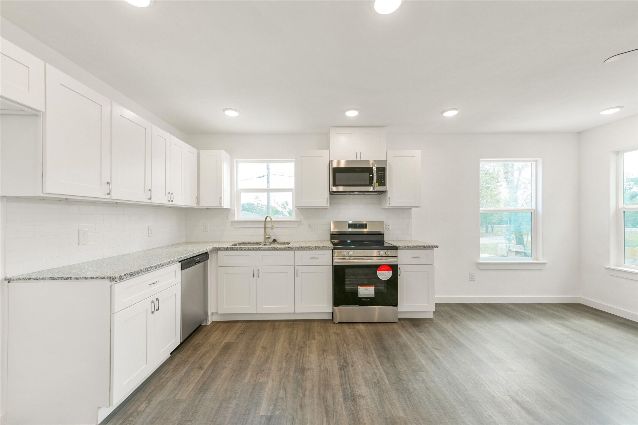 8713 Southwark Street, Unit A Houston, TX 77028 - Photo 6 of 17