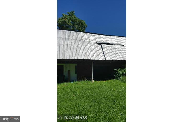 12409 Layman Road Thurmont, MD 21788 - Photo 2 of 6 Exterior (Rear)