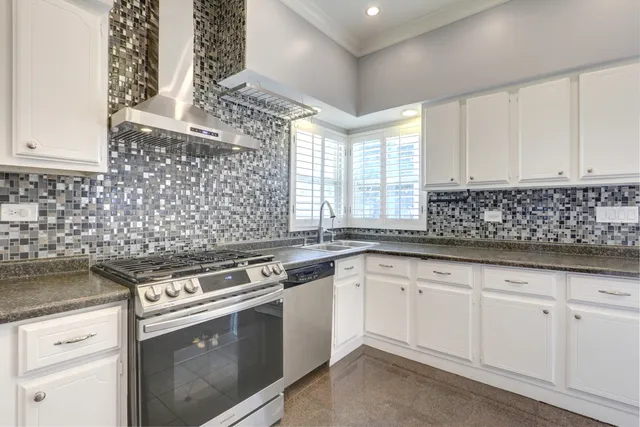 $399,900 | 133 North 17th Avenue, Melrose Park, IL 60160