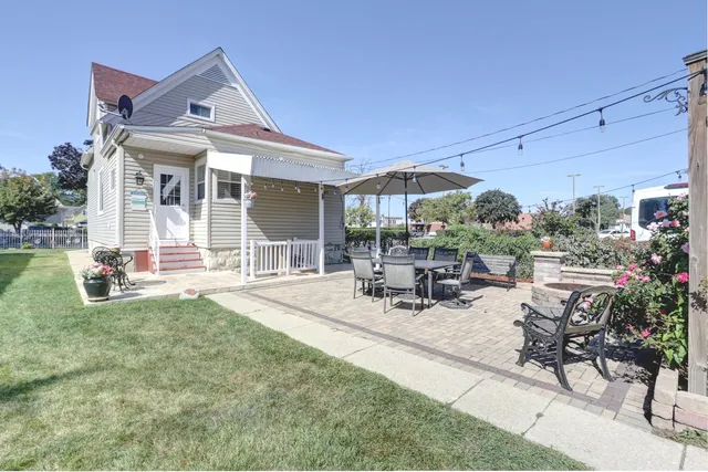$399,900 | 133 North 17th Avenue, Melrose Park, IL 60160