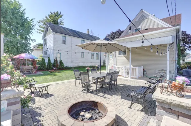 $399,900 | 133 North 17th Avenue, Melrose Park, IL 60160