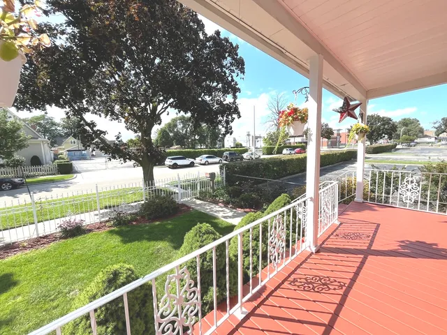 $399,900 | 133 North 17th Avenue, Melrose Park, IL 60160