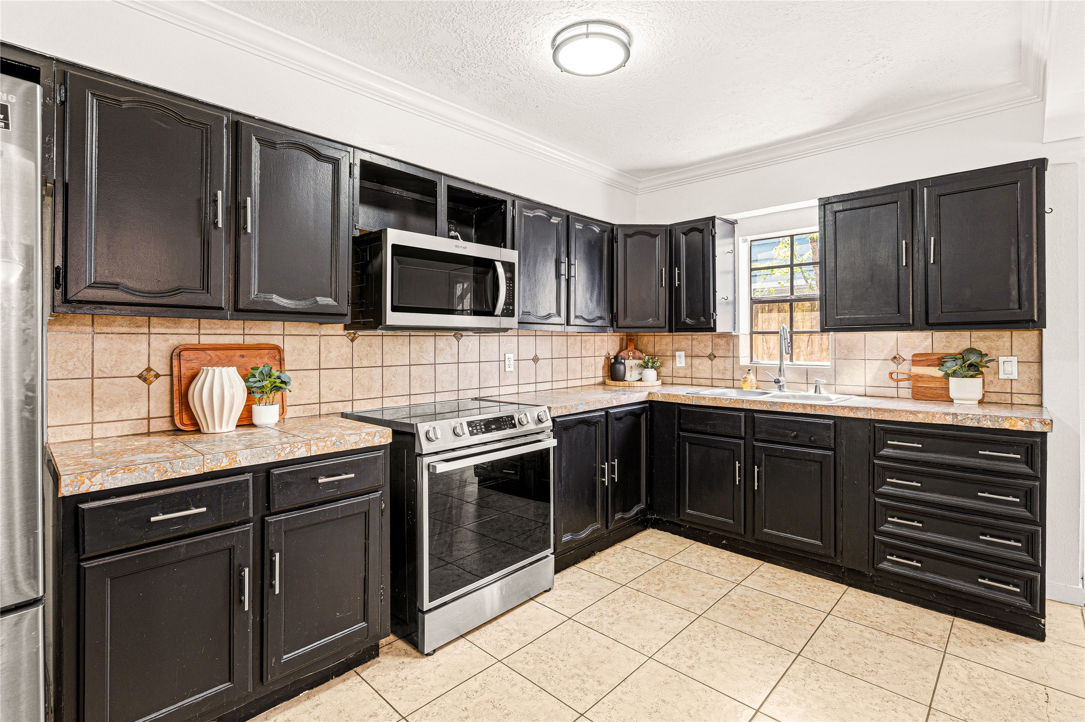 1007 Trimm Avenue Pasadena, TX 77502 - Photo 7 of 31