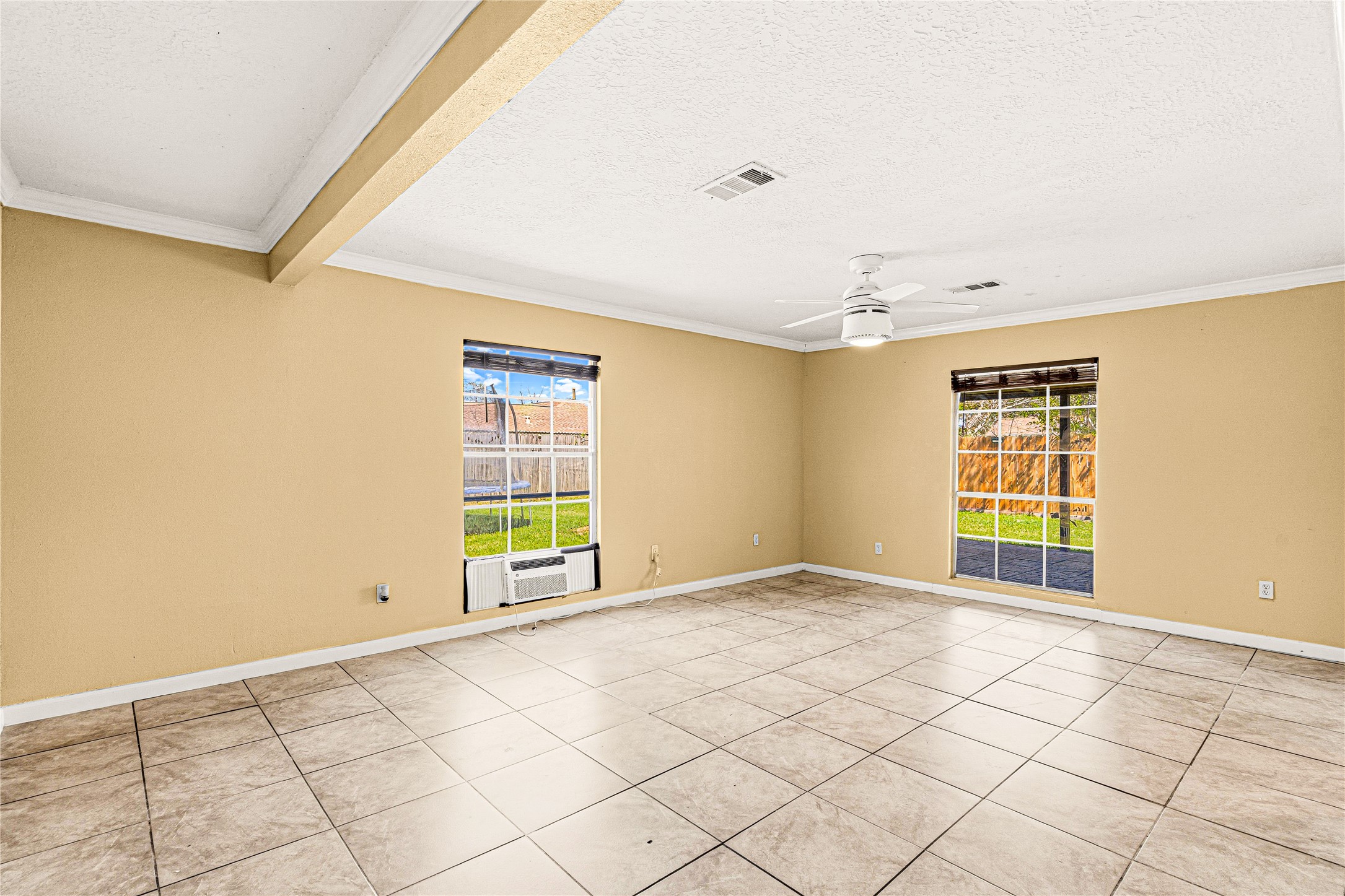 1007 Trimm Avenue Pasadena, TX 77502 - Photo 10 of 31