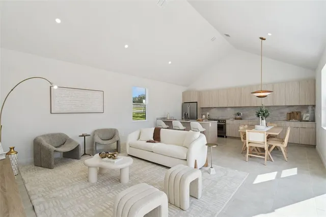 $339,900 | 462 Skyfield Court, Weirsdale, FL 32195