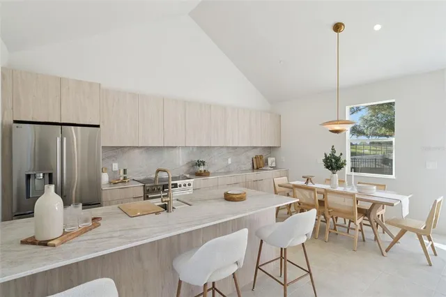 $339,900 | 462 Skyfield Court, Weirsdale, FL 32195