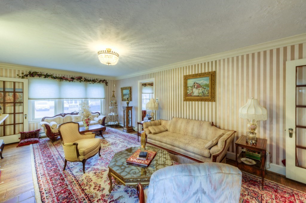 18 Intervale Road Worcester, MA 01602 - Photo 11 of 41 Gallery Image 11