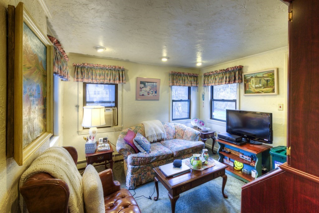 18 Intervale Road Worcester, MA 01602 - Photo 21 of 41 Gallery Image 21