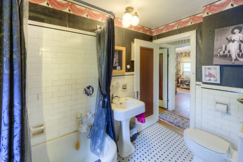 18 Intervale Road Worcester, MA 01602 - Photo 40 of 41 Gallery Image 40