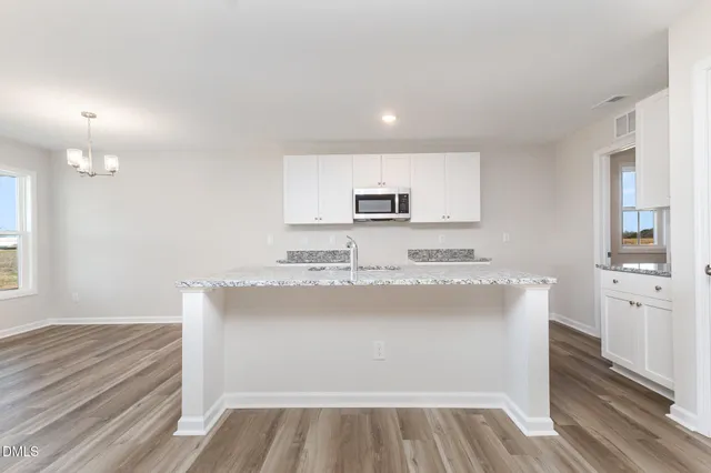 $309,706 | 37 Tuscarora Drive, La Grange, NC 28551