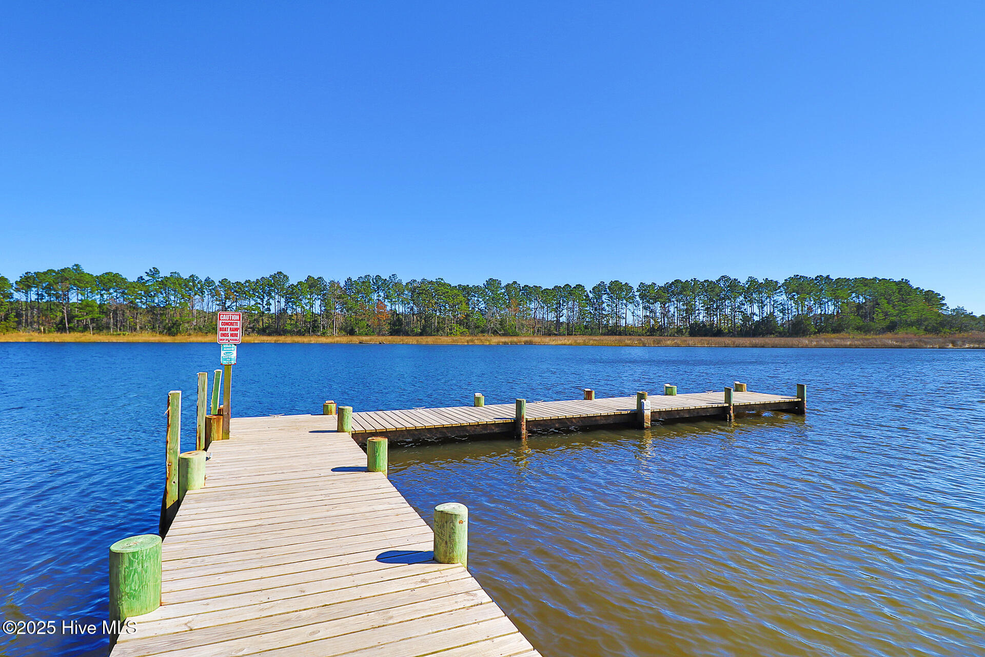 229 Garbacon Drive Beaufort, NC 28516 - Photo 11 of 13 Community Day Dock