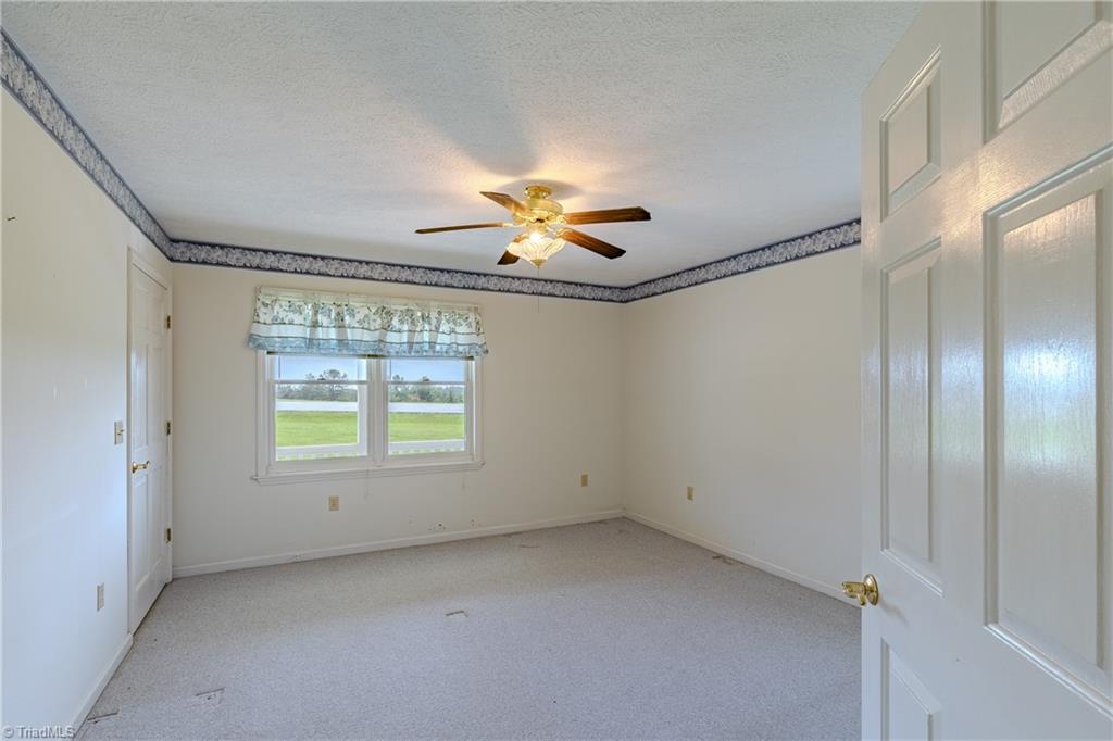 11325 Glade Valley Road Ennice, NC 28623 - Photo 22 of 43