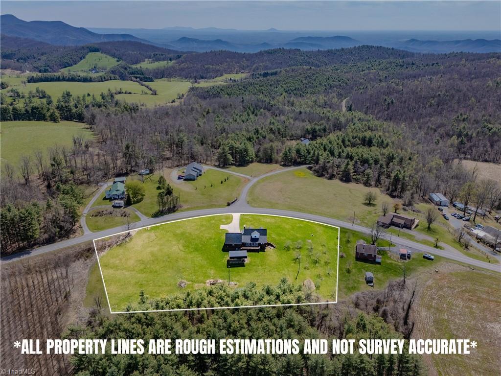 11325 Glade Valley Road Ennice, NC 28623 - Photo 9 of 43