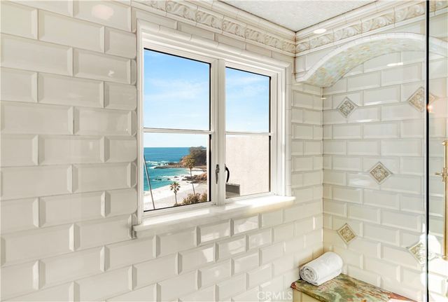 $27,500,000 | 145 Emerald Bay, Laguna Beach, CA 92651