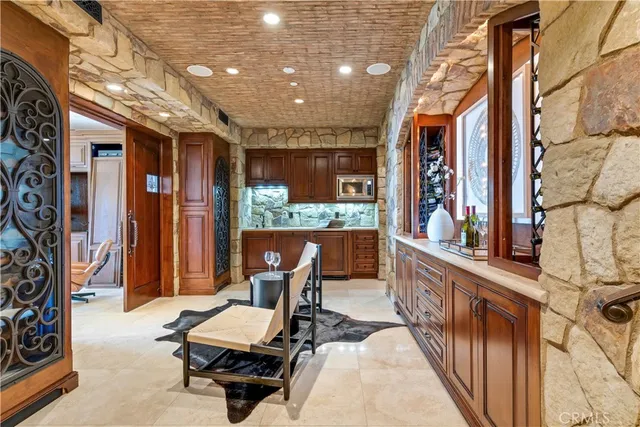 $27,500,000 | 145 Emerald Bay, Laguna Beach, CA 92651