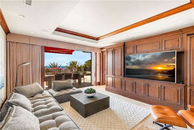 $27,500,000 | 145 Emerald Bay, Laguna Beach, CA 92651