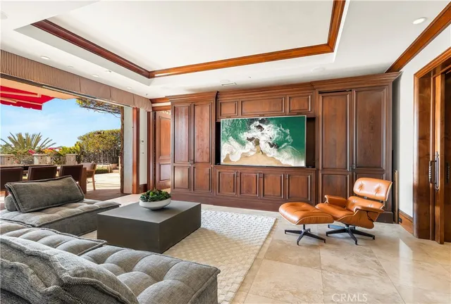 $27,500,000 | 145 Emerald Bay, Laguna Beach, CA 92651