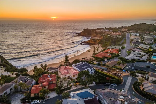 $27,500,000 | 145 Emerald Bay, Laguna Beach, CA 92651