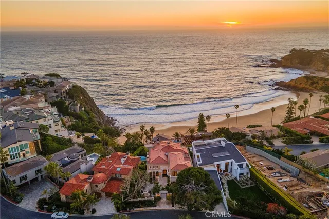 $27,500,000 | 145 Emerald Bay, Laguna Beach, CA 92651